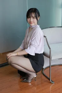 IESS Wanping Professional Office Black Silk Fashion Gallery - image 2