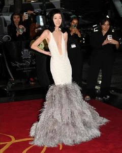 Vera Wang at 80: The Timeless Elegance of the Bridal Queen - image 2