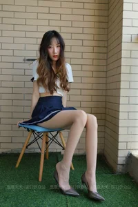 Elegant Chinese Fashion Photography Featuring Model Yi Yi in the Long-legged Girl Collection by IESS - image 9
