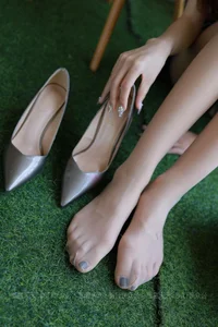 Elegant Chinese Fashion Photography Featuring Model Yi Yi in the Long-legged Girl Collection by IESS - image 70