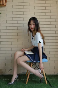 Elegant Chinese Fashion Photography Featuring Model Yi Yi in the Long-legged Girl Collection by IESS - image 7