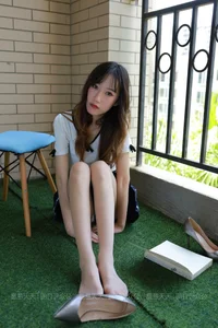 Elegant Chinese Fashion Photography Featuring Model Yi Yi in the Long-legged Girl Collection by IESS - image 32