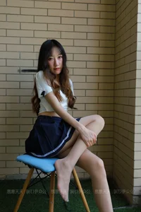 Elegant Chinese Fashion Photography Featuring Model Yi Yi in the Long-legged Girl Collection by IESS - image 19