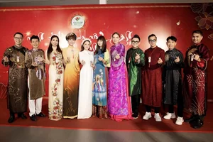 Vy Oanh Radiates Elegance at the Traditional Artists' Ancestor Anniversary Ceremony - image 2