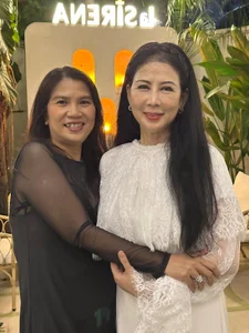 1990s Vietnamese Beauty Icons Diem Huong and Mong Van Reunite After 30 Years - image 2