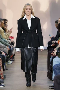 Quiet Luxury Trend: Decoding the Understated and Elegant Aesthetic of 2023 - image 10