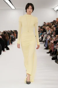 Quiet Luxury Trend: Decoding the Understated and Elegant Aesthetic of 2023 - image 1