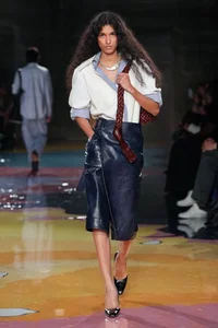 Quiet Luxury Trend: Decoding the Understated and Elegant Aesthetic of 2023 - image 0