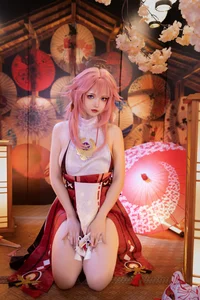 Stunning Genshin Impact Yae Miko Cosplay by Yuki Astra: 61P Photo Set - image 14