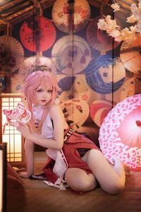 Stunning Genshin Impact Yae Miko Cosplay by Yuki Astra: 61P Photo Set - image 19