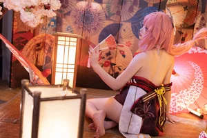 Stunning Genshin Impact Yae Miko Cosplay by Yuki Astra: 61P Photo Set - image 26