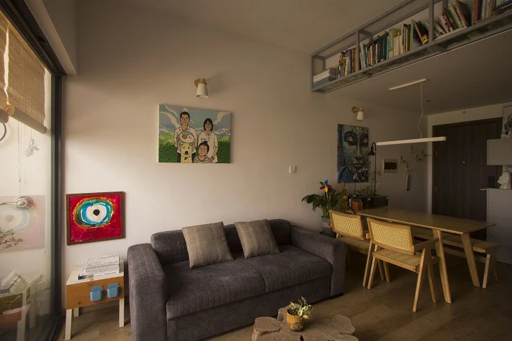 Stunning Renovation of a 49-Square-Meter Minimalist Apartment for Four People