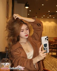 Gen Z Fashion Trends and Aesthetic Style Inspirations for the Modern Youth - image 27