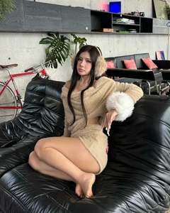 Influencer Xuan Ca Redefines Bold Fashion with Her Latest Style Statements - image 10