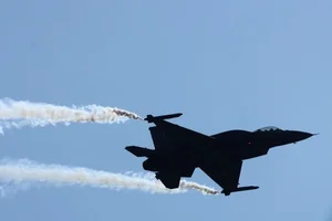 Russian Billionaire Offers Massive Bounty for Downing First F-16 Fighter Jet - image 4