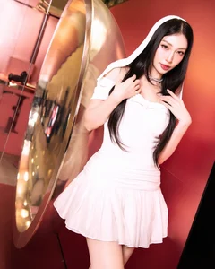 Stunning 4K Cute Girl Wallpapers: The Best 2026 Aesthetic Collection - image 10