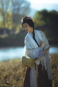 YiTuYu Art Language Vol 9750 He Li Han Portrait Collection - image 16