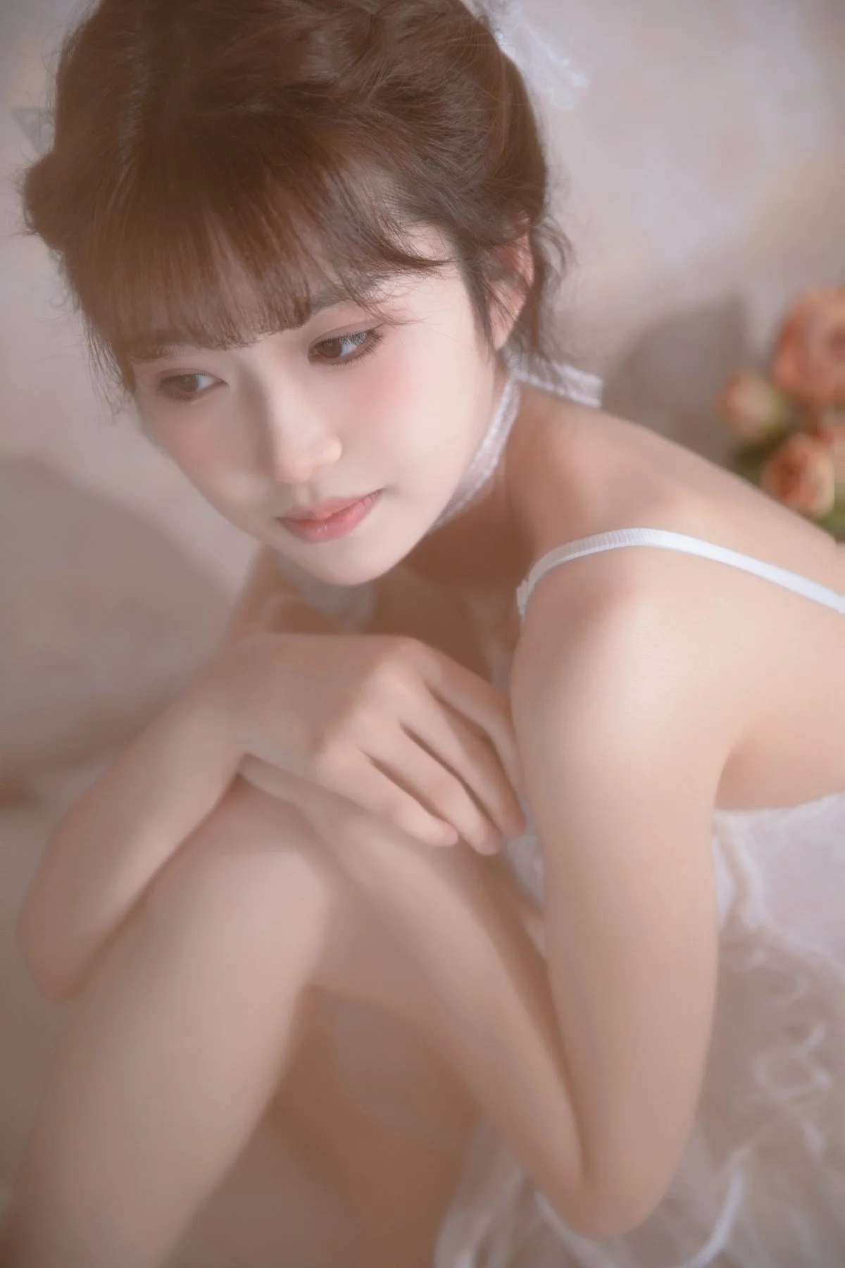 YiTuYu Art Language Vol.5701 Exclusive Portrait Series Featuring Yue Yue