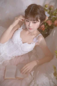 YiTuYu Art Language Vol.5701 Exclusive Portrait Series Featuring Yue Yue - image 12
