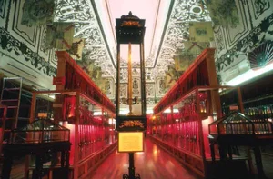 The Mystery and Legend of History's Most Famous Mythical Swords - image 8