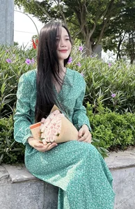 Meet Thuy Linh: The Marketing Student Who Stole the Show in 'Dao Pho va Piano' - image 0