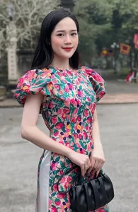 Meet Thuy Linh: The Marketing Student Who Stole the Show in 'Dao Pho va Piano' - image 6