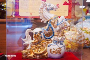 Exquisite Handcrafted Bat Trang Ceramic Horse Statues: Unique Vietnamese Zodiac Art for the Year of the Horse 2026 - image 7