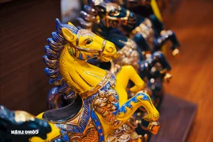 Exquisite Handcrafted Bat Trang Ceramic Horse Statues: Unique Vietnamese Zodiac Art for the Year of the Horse 2026 - image 5
