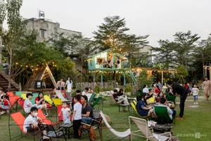 The Rooftop Coffee Revolution: Unique Cafe Experiences Where You Can Sip Coffee Above the Skyline - image 8