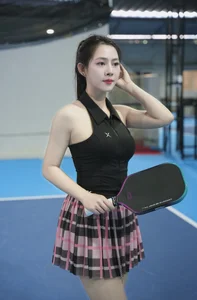 Pickleball Chic: How Yen Xoi Blends Athleticism With Effortless Elegance On Court - image 0