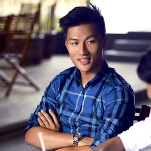 Model Ky Han Shares Somber News: Colleagues and Fans Offer Heartfelt Condolences - image 4