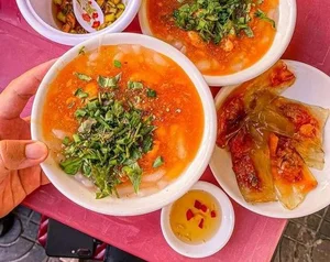 Beyond Bun Bo: 13 Incredible Must-Try Dishes for Your Next Culinary Adventure in Hue, Vietnam - image 10