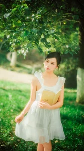 Hu Jia Zi Shines in YiTuYu Art Language Vol.7921 Garden Series - image 1