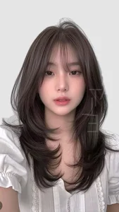 Modern Layered Haircut Ideas: Trendy Hairstyles for Women - image 1
