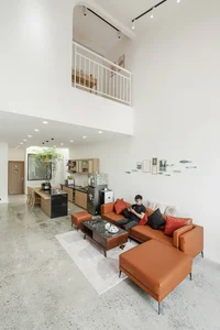 35 Living Room Designs for Narrow Homes: Maximizing 3m to 5m Widths - image 26