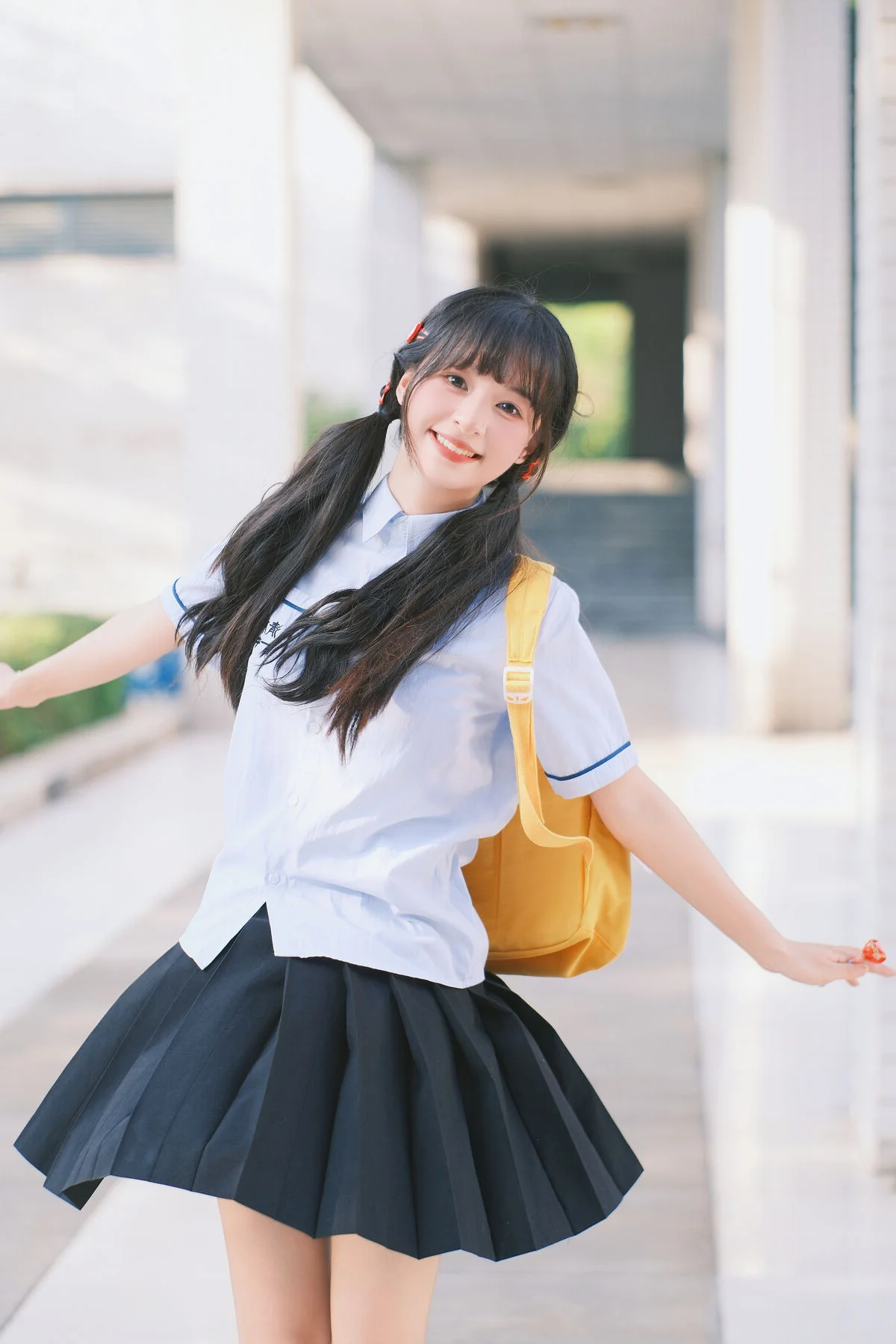 YiTuYu Art Language Vol.9496 Xia Yu Xiao Nian Aesthetic Photography
