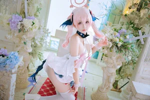 Pure Elegance: Coser RiNaiJiao as Koharu Shimoe in Blue Archive Wedding Dress (27P) - image 15