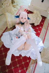 Pure Elegance: Coser RiNaiJiao as Koharu Shimoe in Blue Archive Wedding Dress (27P) - image 5