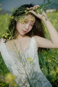 Man Jiao YiTuYu Vol.8529: Ethereal Beauty Reflected in Nature's Gentle Embrace - image 19