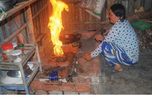 Mysterious Well in Vietnam Blows Fire and Gas Even After Being Filled - image 9