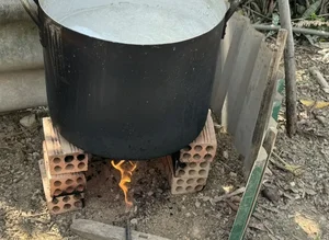 Mysterious Well in Vietnam Blows Fire and Gas Even After Being Filled - image 4