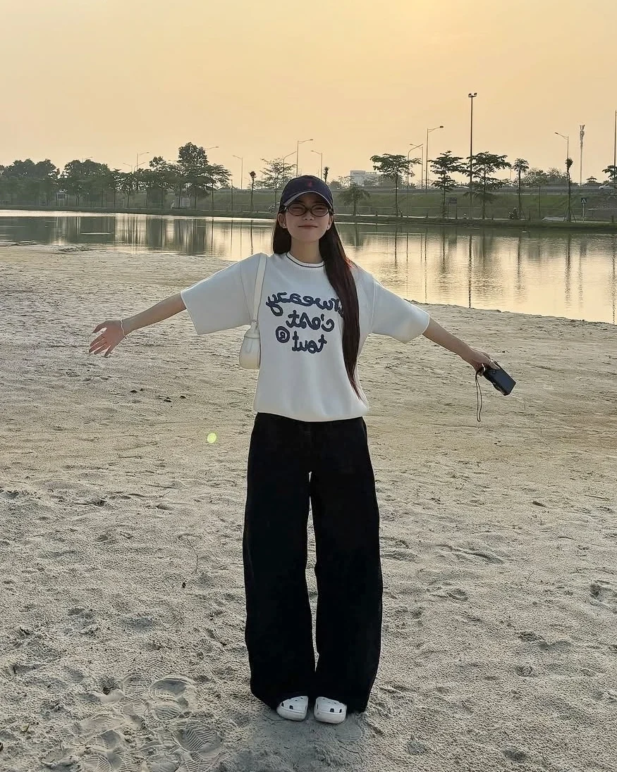Summer Holiday Fashion Trends: How Vietnamese Youth Style Their Vacation Outfits