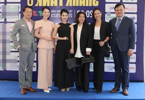 Shark Han Tue Lam’s Brilliant Styling Hacks for Petite Professional Women - image 0