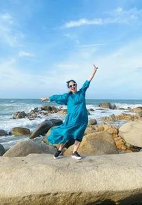 Vietnamese Star News: Chi Trung in Shanghai, Bao Thanh’s Stylish Transformation - image 1