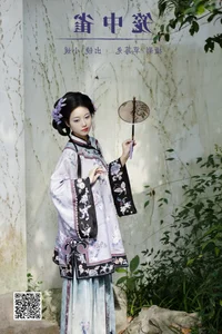 Sophisticated Portraiture in YiTuYu Art Language Vol.6175 with Fang Ci Yan - image 9
