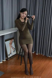 IESS SXJ No.1719 Wan Ping: Elegant Hosiery and High-End Fashion Photography Gallery - image 3