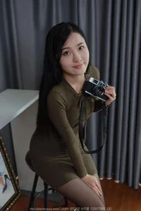 IESS SXJ No.1719 Wan Ping: Elegant Hosiery and High-End Fashion Photography Gallery - image 1