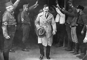 Inside the Führerbunker: The Truth Behind Adolf Hitler’s Final Orders - image 2