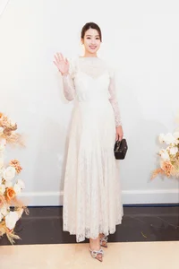 Miss Vietnam Do My Linh Elegant Fashion Transformation After 10kg Weight Loss - image 0