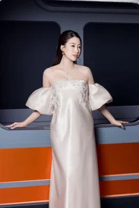 Miss Vietnam Do My Linh Elegant Fashion Transformation After 10kg Weight Loss - image 5